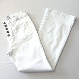 NWT Judy Blue Women 11/30 Jeans White Flare Fit Button Fly Stretch Denim JB88215
